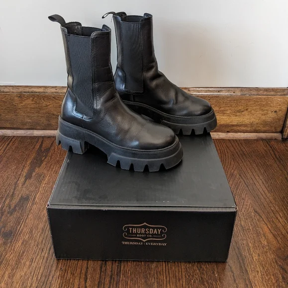 Thursday Boot Co. Reign Platform boots - Picture 2 of 7